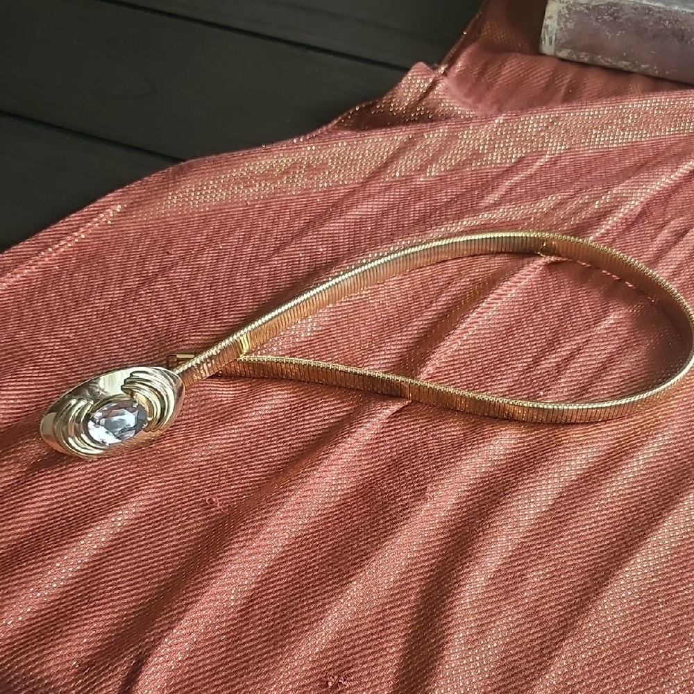 Elegant Gold Metalic Stretch Women's Belt